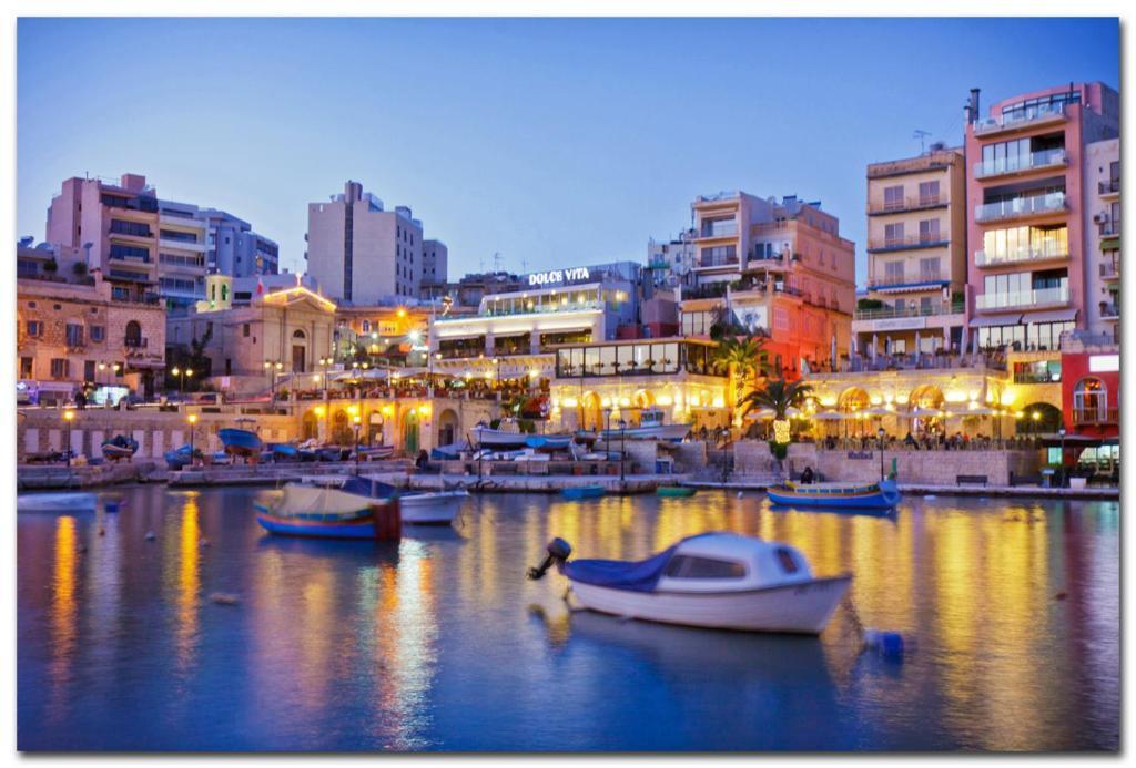 Modern Apartment In The Best Area Of Sliema Ngoại thất bức ảnh
