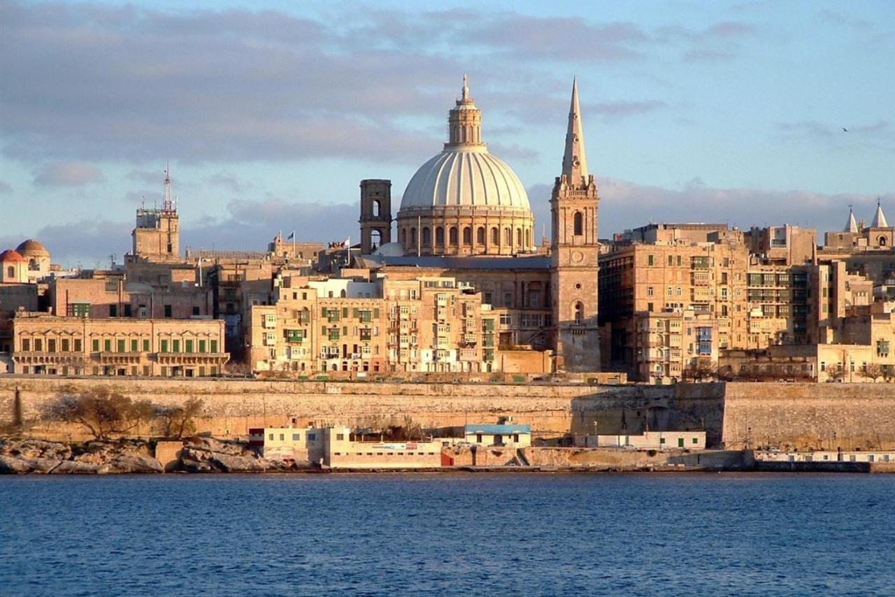Modern Apartment In The Best Area Of Sliema Ngoại thất bức ảnh